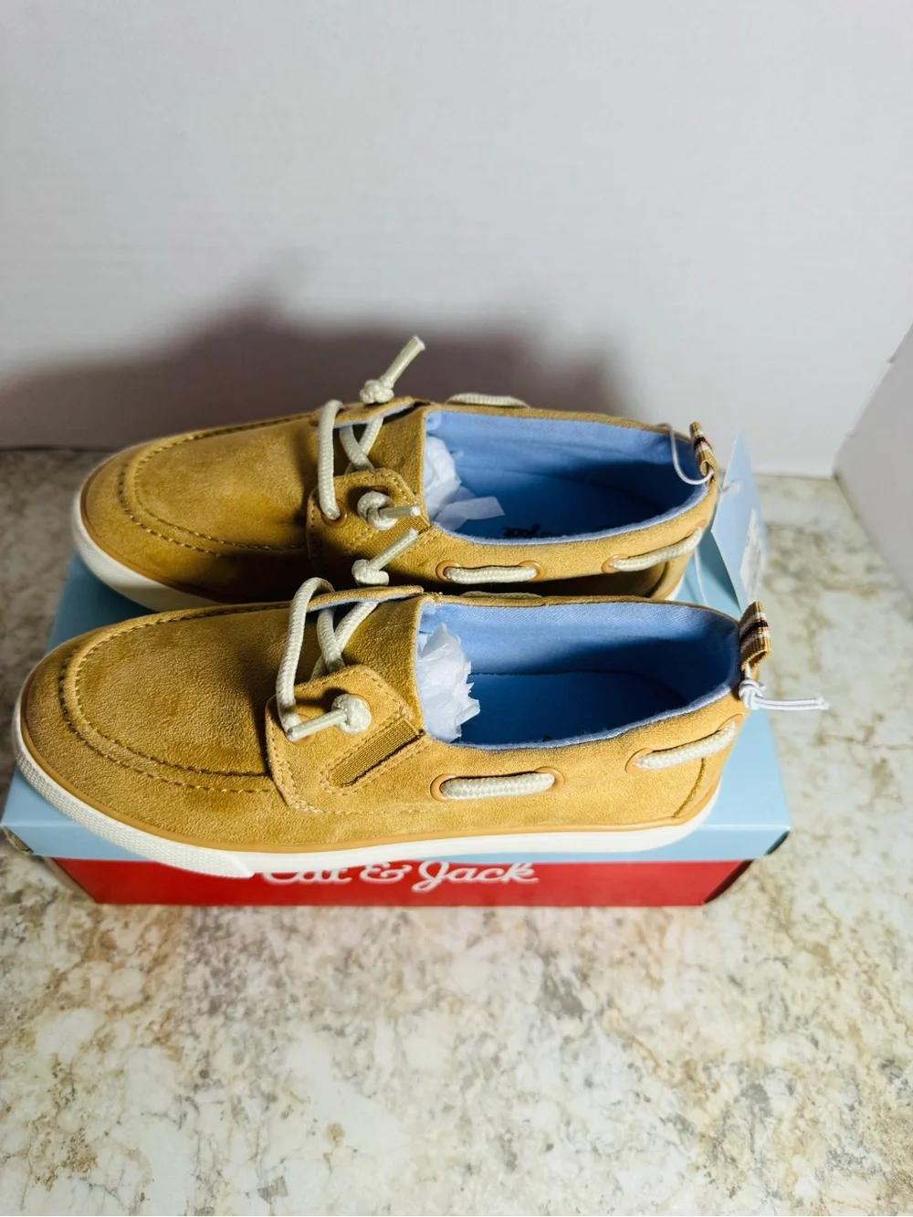 NWT Cat & Jack Kids Suede Boat Shoe - Tan Sz 13